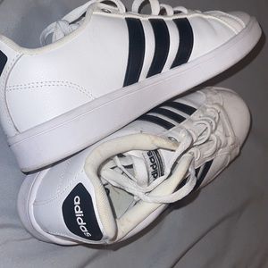 Women’s grand court adidas.